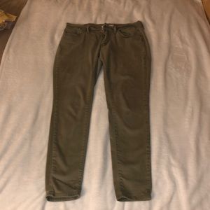 Super Skinny Levi’s Style 710 Size 31